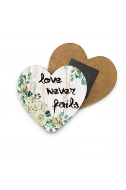 Декоративний дерев'яний магніт «Love never fails»